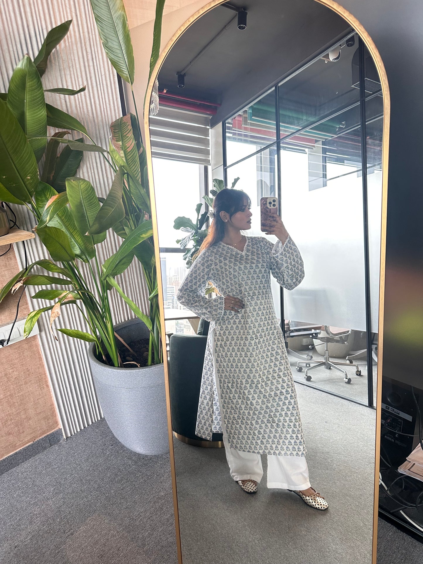 Noor-e-Seher🦋 long kurti & linen pant