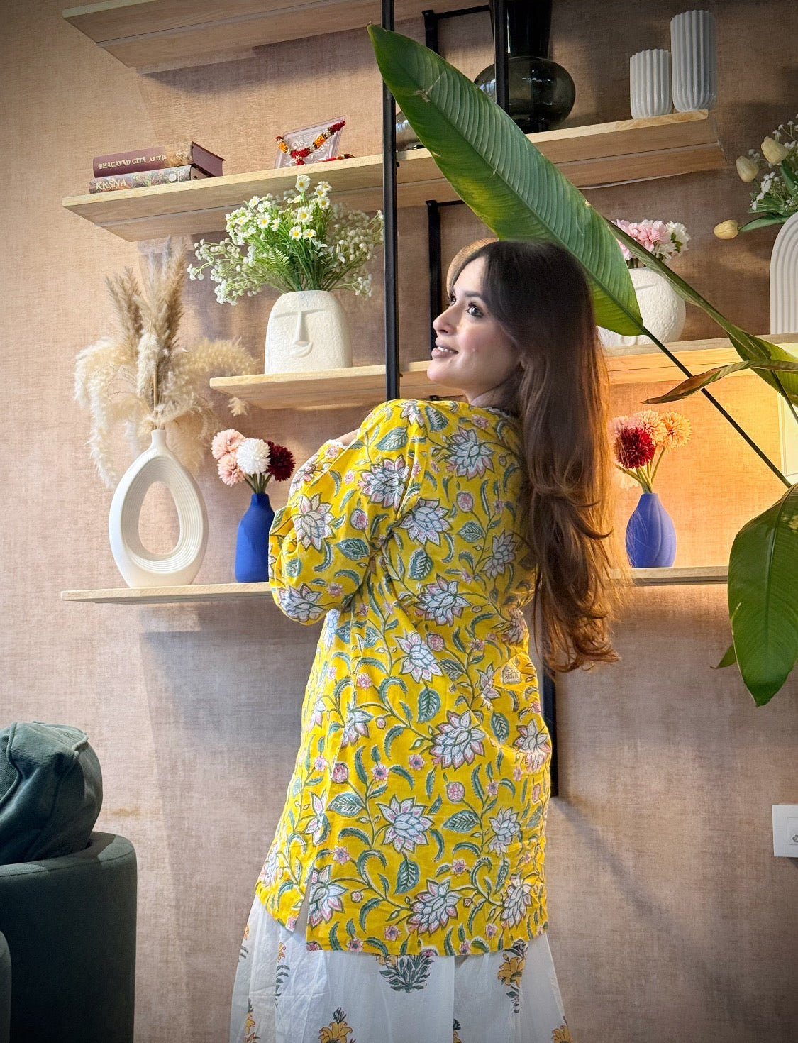 Noor-E-Gul: Kurta & Farshi Salwaar Set